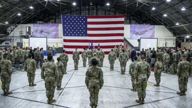 주한 미우주군 창설식