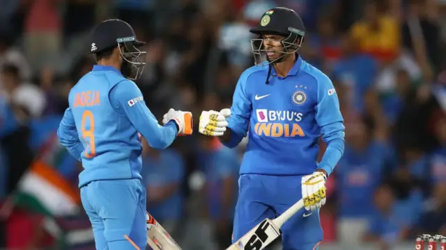 રવીન્દ્ર જાડેજા અને નવદીપ સૈનીની જોડી તૂટી