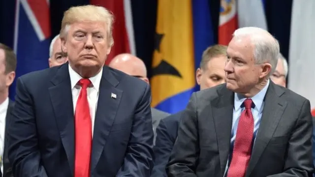 डोनल्ड ट्रंप, जेफ़ सेशन्स