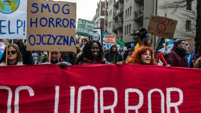 протестувальники