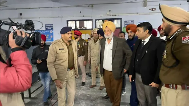 ਪੰਜਾਬ ਦੇ ਗ੍ਰਹਿ ਮੰਤਰੀ ਸੁਖਜਿੰਦਰ ਸਿੰਘ ਰੰਧਾਵਾ