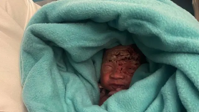 ኣብ ሽቓቕ ናይ ነፋሪት ዝተረኸበ ናጽላ