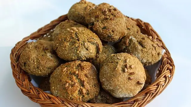 রুটি ও ভাতের মতো কার্বোহাইড্রেট খেতে হবে বেছে বেছে