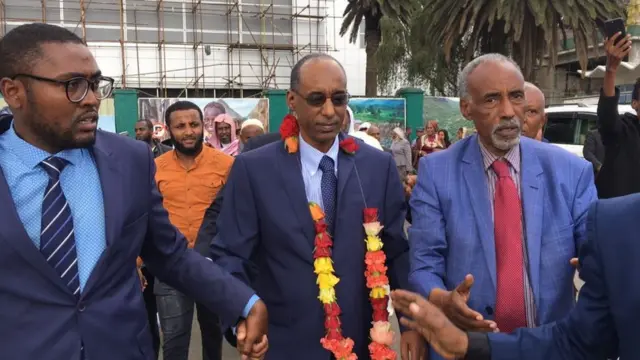 Simaannaa Obbo Juunedii Saadoo