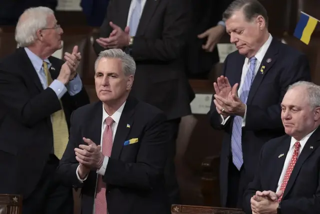 Republicans wearing Ukraine colours