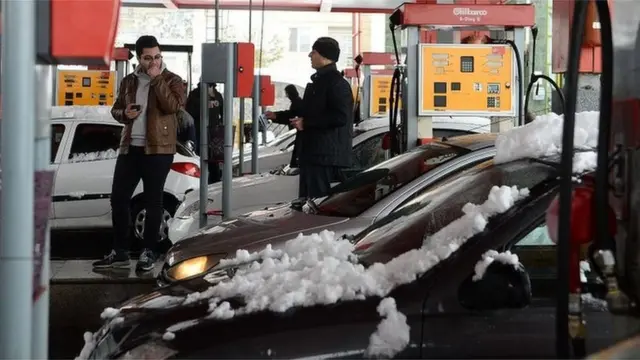 বিক্ষোভের মূলে তেলের দাম বৃদ্ধি