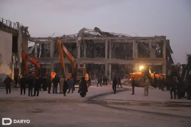 Деновдаги портлаган дўкон биноси