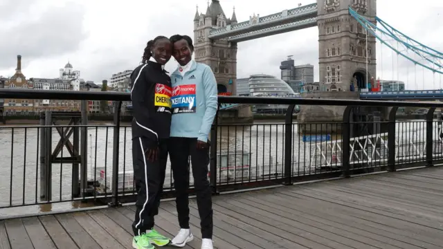 Вивиан Черуйот и Мэри Кейтани