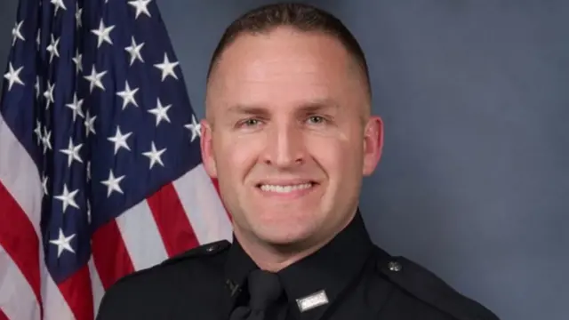 برت هنکینسون، افسر اخراجی پلیس لوئیسویل متهم شده که "ارزشی برای جان انسان‌ها" قایل نبود است