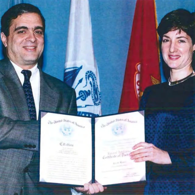 George Tenet e Ana Montes.