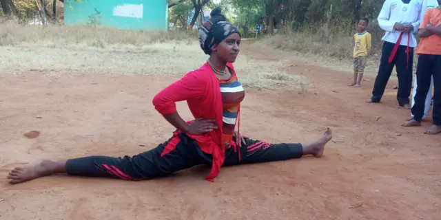 Laashii Salloo Moluu Waaqoo