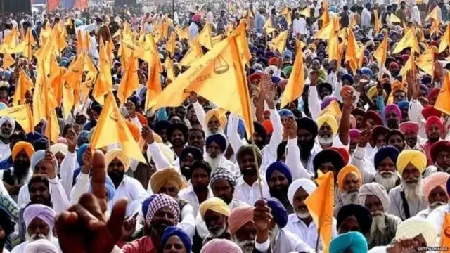 पक्षातील वरिष्ठ नेते आणि राजकीय जाणकार, पक्षाला निवडणुकीच्या राजकारणात आलेल्या अपयशाबद्दल सुखबीर सिंग बादल यांच्या नेतृत्वावर प्रश्नचिन्ह उपस्थित करत आहेत.