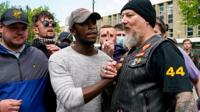 Протестующие в Лондоне