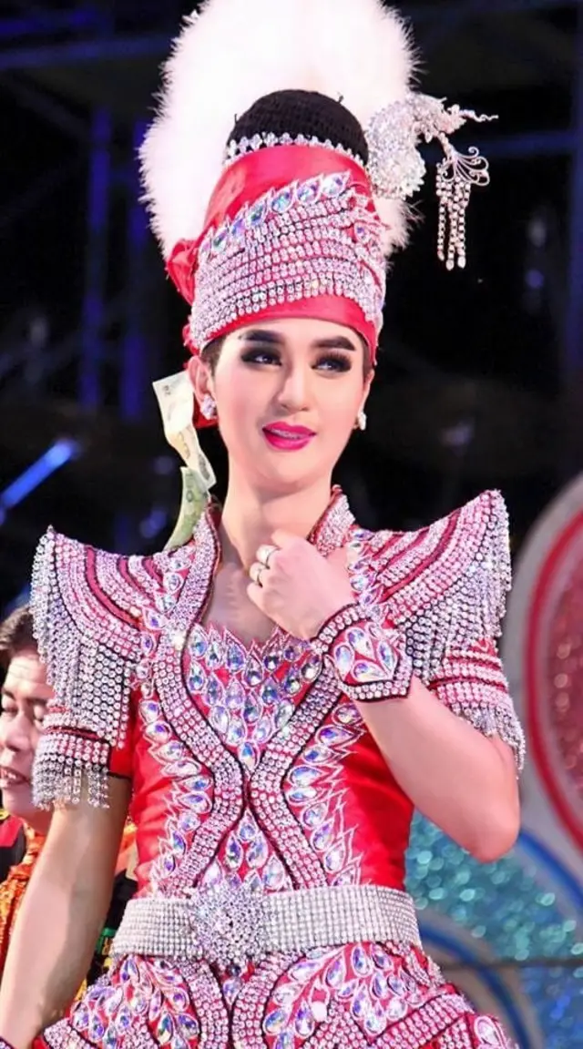 "บอย ศิริชัย"