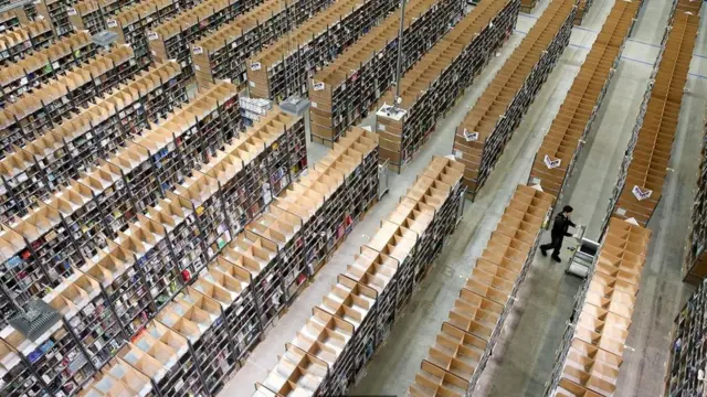 كيف تحد مواقع البحث على الإنترنت من خياراتنا