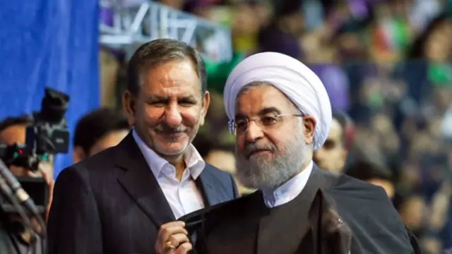 در هفته های اخیر بارها شایعاتی از کناره گیری اسحاق جهانگیری منتشر شده اما هربار محمود واعظی آن را رد می کند و از "صمیمانه بودن" روابط او با روحانی می گوید