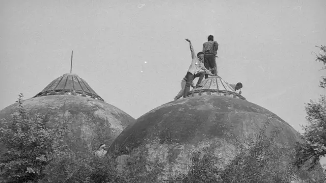 બાબરી મસ્જિદ