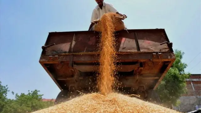 ప్రొక్యూర్‌మెంట్‌ గ్యారంటీ ఇవ్వడం వల్ల రైతులు ఇతర పంటలవైపు మళ్లే అవకాశం ఉంది