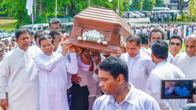 ඔහු අපෙන් සමුගෙන ගියේ ලෝකයට මිනිසකුගෙන් ඉටුවිය යුතු මහා මෙහෙයක් සාධනීය කරමින්.