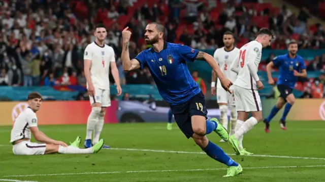 اللاعب الإيطالي ليوناردو بونوتشي