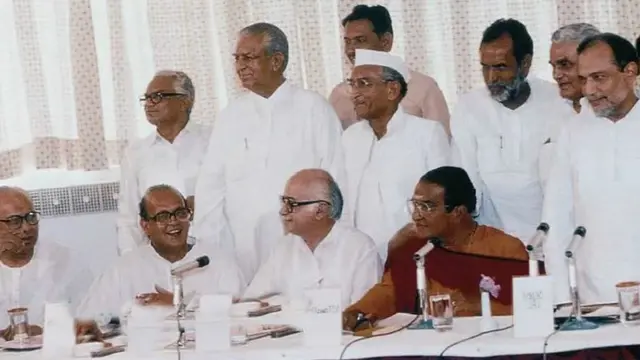 1989లో నేషనల్ ఫ్రంట్ నేతలతో ఎన్‌టీఆర్