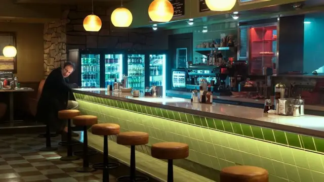 Кадр із серіалу