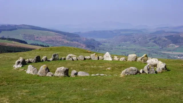 Каменный круг Мол Тай Ачаф
