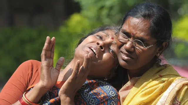 महिलाएं