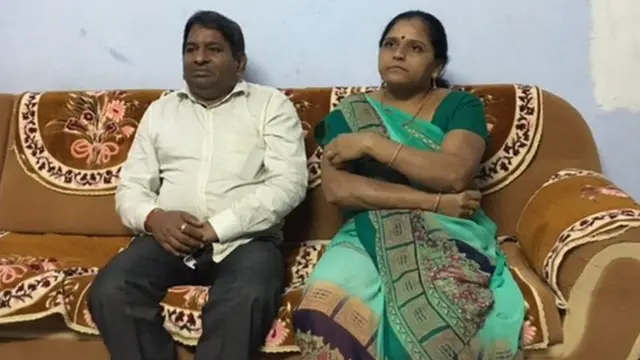 હાર્દિક પટેલનાં મમ્મી-પપ્પાનો ફોટોગ્રાફ