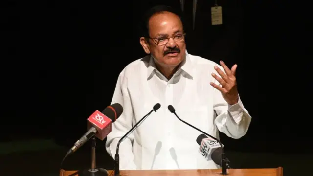 अमित शाह को क्यों है वेंकैया नायडू से शिकायत