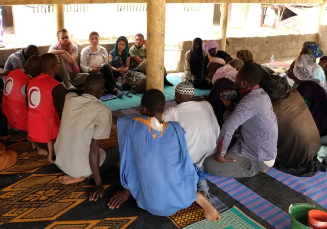 Jose Pablo Baraybar lors d'une réunion du CICR pour tenter d'identifier les migrants disparus
