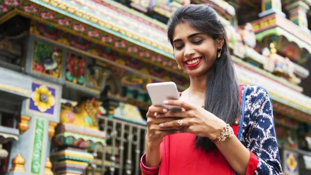 सोशल मीडिया