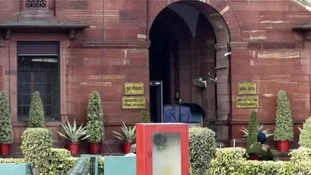 આરોપી અધિકારીઓએ તમામ આરોપોને પાયાવિહોણા ગણાવ્યા છે