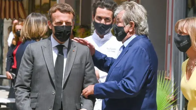 макрон 8 июня