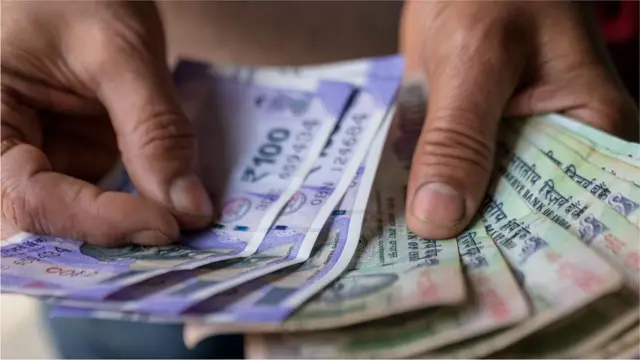 રાજકોટ પોલીસ કમિશનર પર લાંચ માંગવાના આરોપો અંગે તપાસના આદેશ