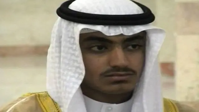 सीआईए को ओसामा बिन लादेन के एक कम्प्यूटर से जो चीज़ें मिली थीं उसमें एक वीडियो हमज़ा की शादी का भी था. ये तस्वीर उस वीडियो से लिया गया स्क्रीनशॉट है