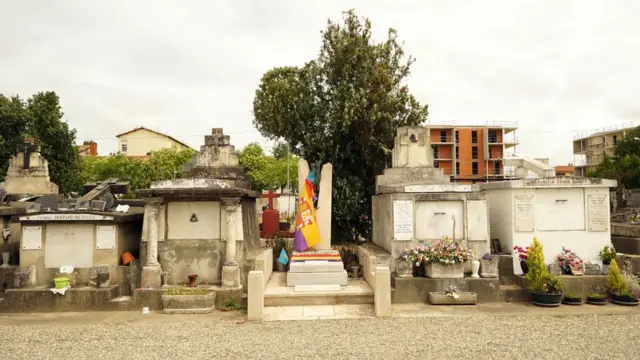 Tumba de Manuel Azaña en Montauban.