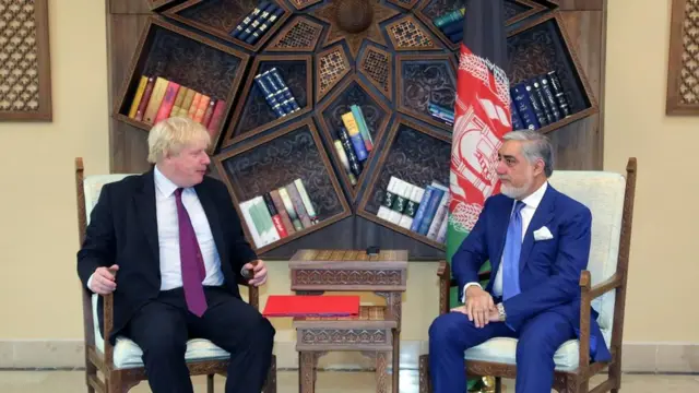 وزیر خارجه با رئیس اجرایی افغانستان
