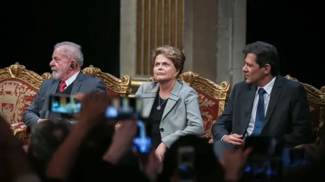 Lula, Dilma e Haddad durante eventorobo palpite bet365marçorobo palpite bet3652020 na Prefeiturarobo palpite bet365Paris,robo palpite bet365que Lula recebeu o títulorobo palpite bet365cidadão honorário da capital francesa