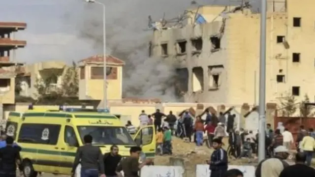 berita palsu, media sosial, masjid, mesir