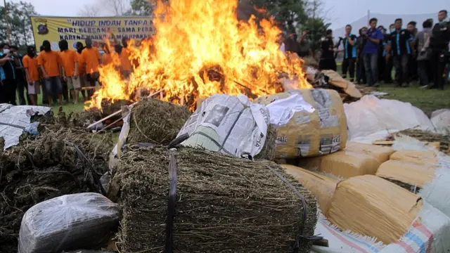 Indonesia police dey burn Igbo