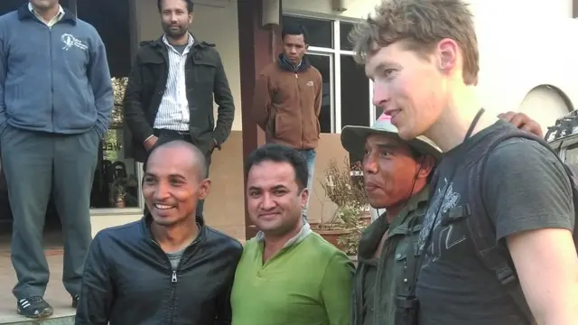 बाघ आक्रमणमा परेका पर्यटक