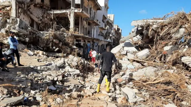 kehancuran di kota Derna