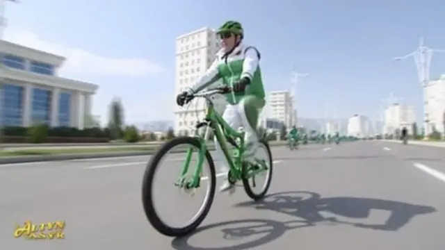 તુર્કમેનિસ્તાનના જનજીવનનું દૃશ્ય