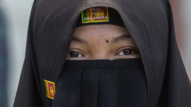 இலங்கை குண்டு வெடிப்பு