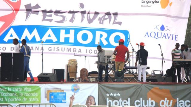 Du hot sale fest 2016