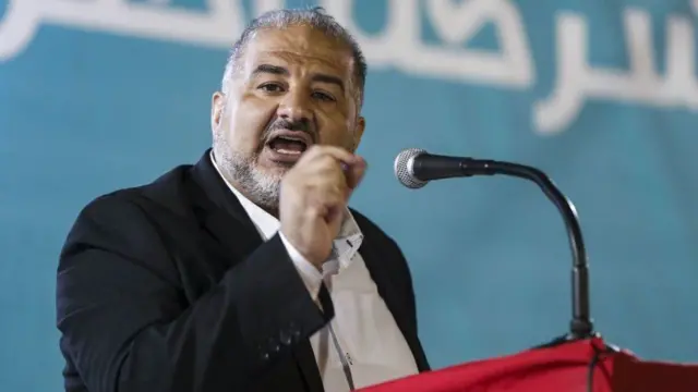 47 વર્ષીય અબ્બાસનો જન્મ ઇઝરાયલના ઉત્તરી ભાગમાં થયો હતો