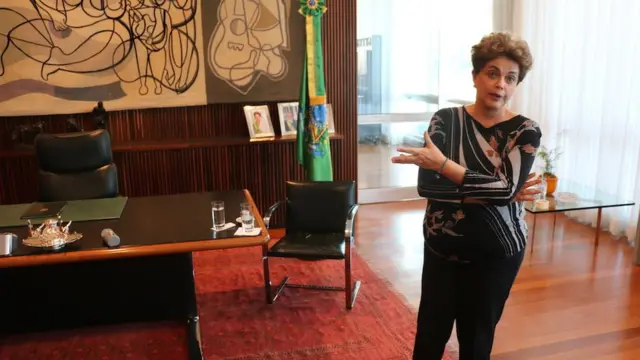 Dilma reconhece a dificuldadejogos de baralho paciencia solitaire gratisaprovar um plebiscito sobre novas eleições, mas diz que é preciso "lutar"