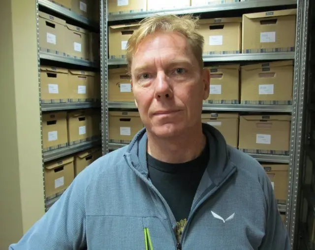 بيل وايلي مدير اللجنة