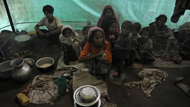 کوچېدلو کډوالو راخین "د ځمکې پرسر دوزخ" بللی دی.